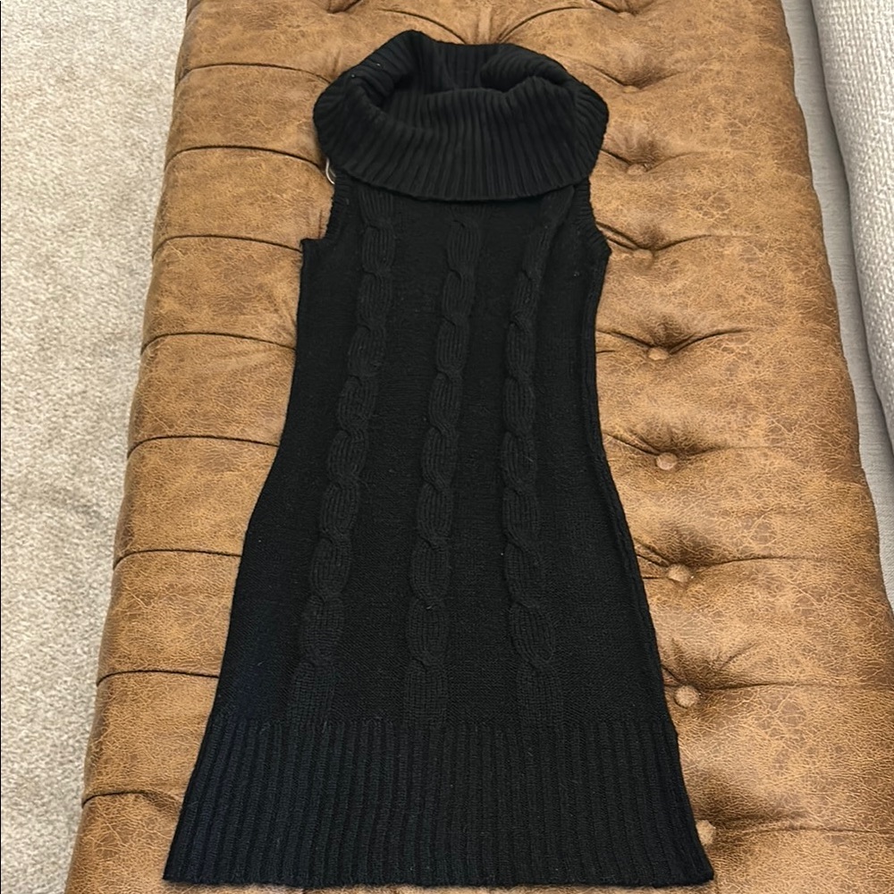 Black Cable Knit Sleeveless Turtleneck Sweater